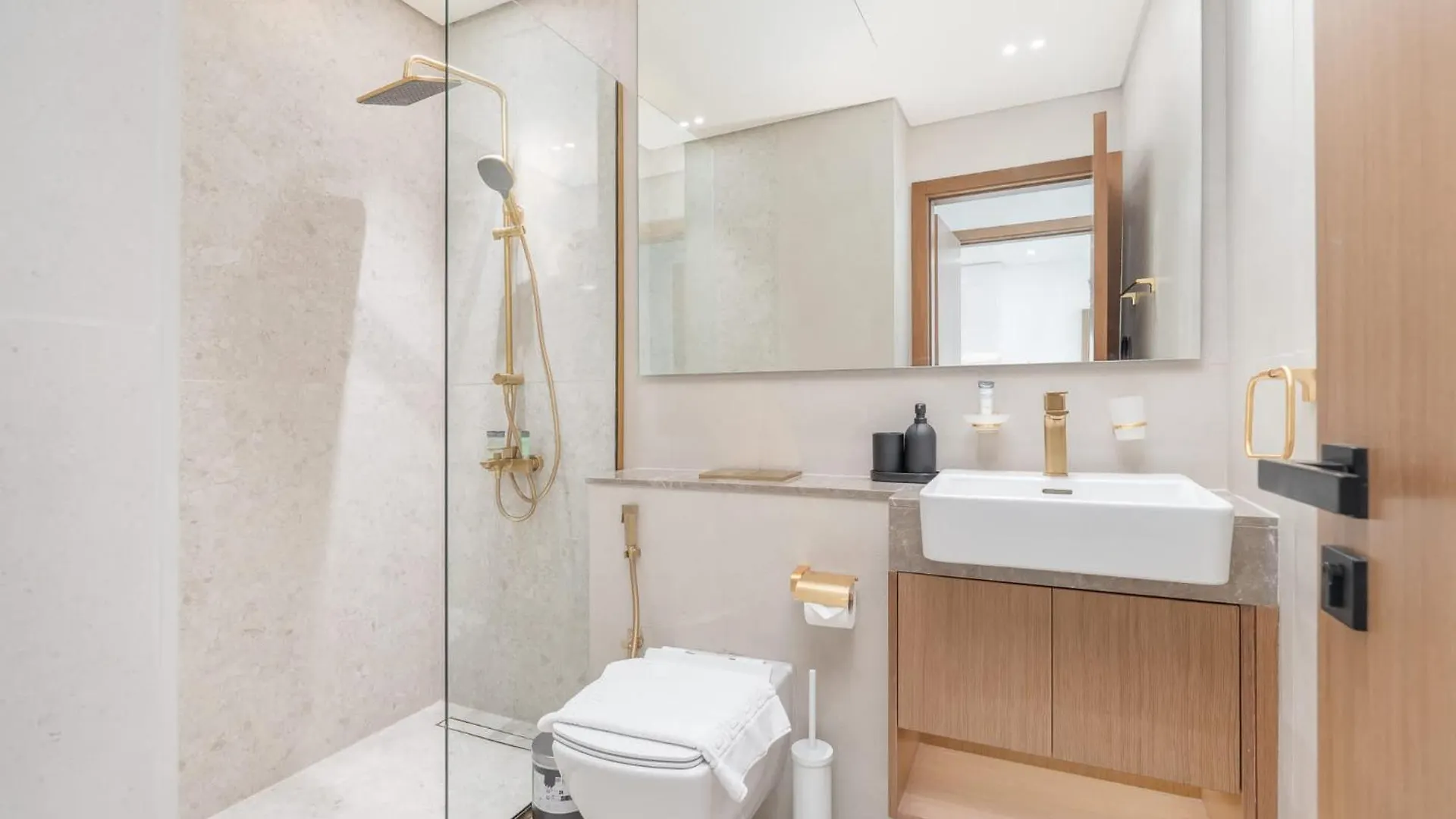 Ravishing 1 Bedroom In Binghatti Amber 두바이 아파트