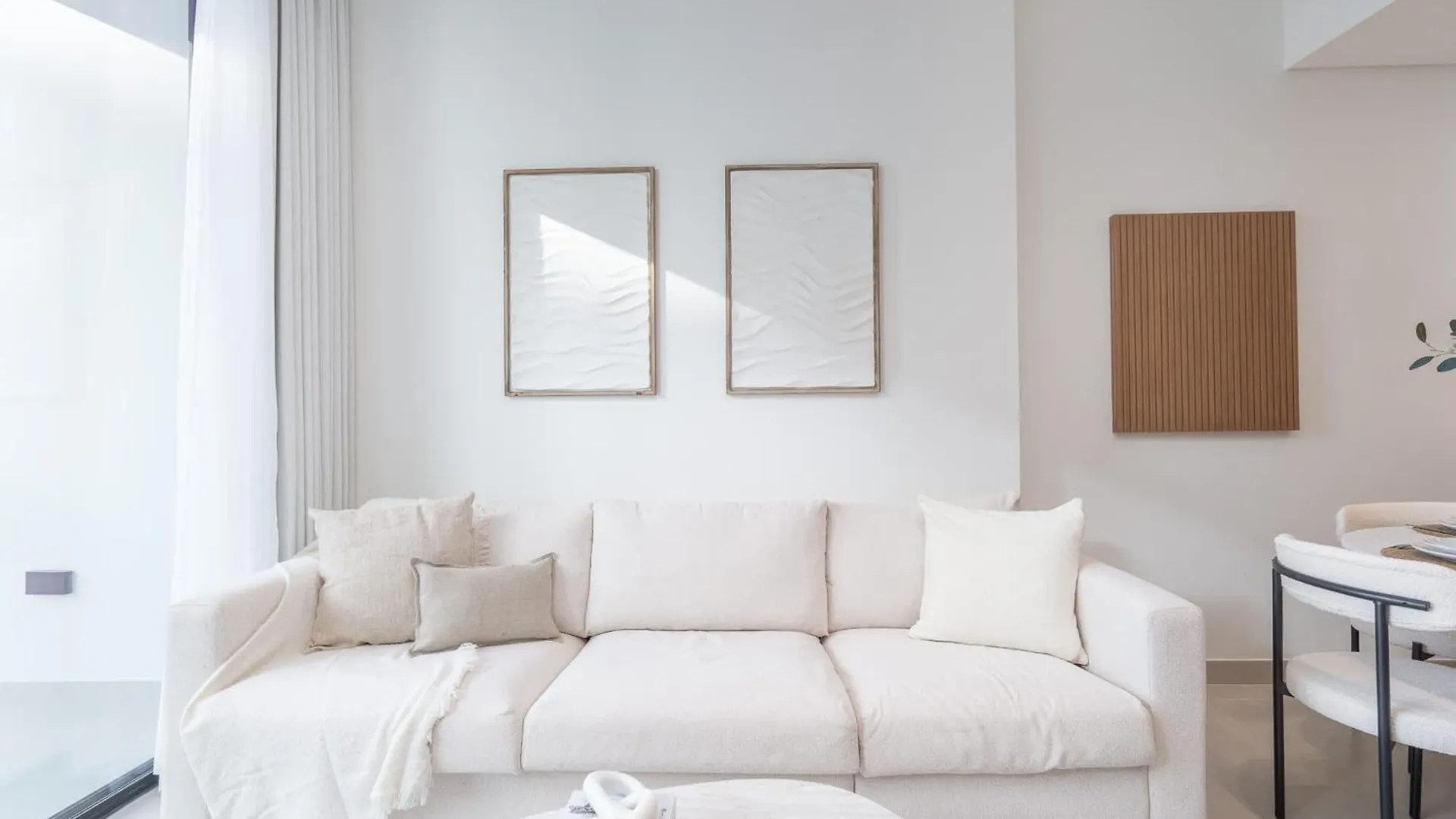 Ravishing 1 Bedroom In Binghatti Amber 두바이 아파트